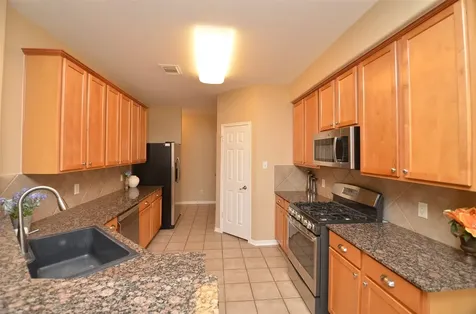 2911 Meadowglen Cove Houston TX 77082