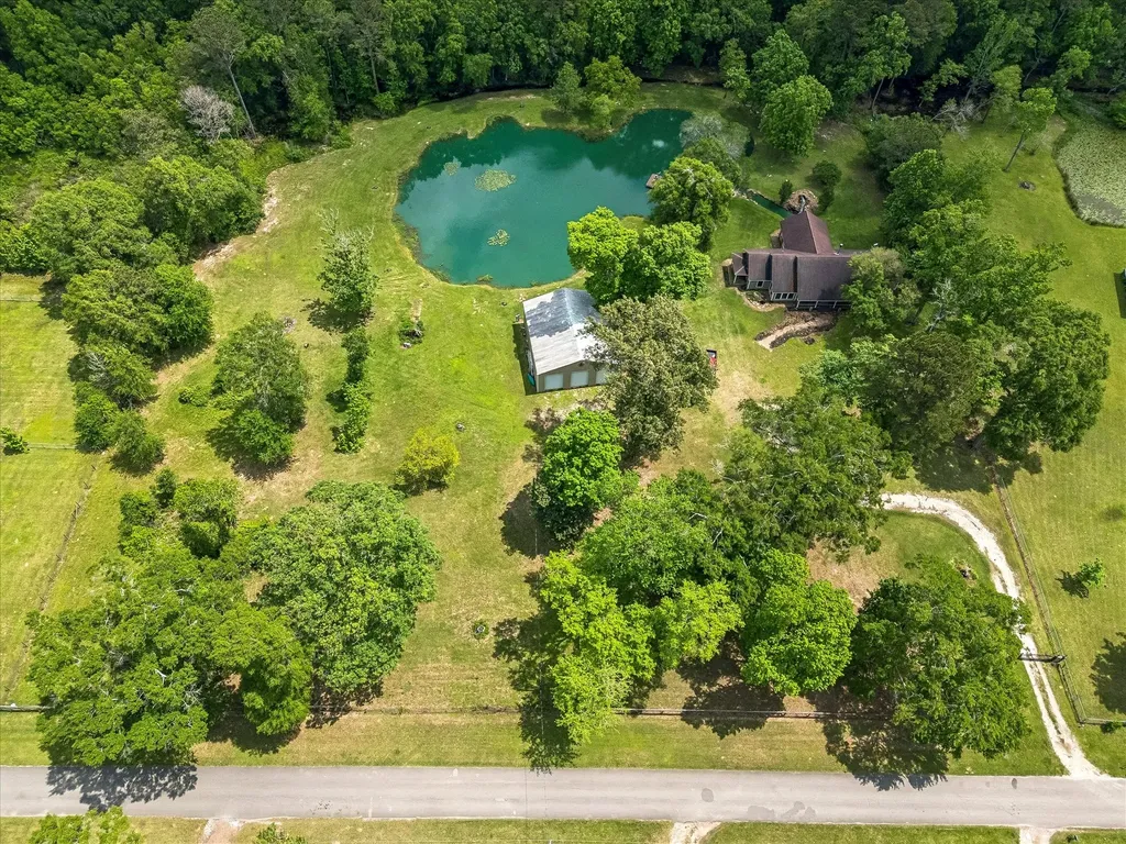 736 County Road 3372 Cleveland TX 77327
