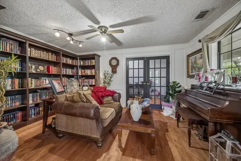 736 County Road 3372 Cleveland TX 77327
