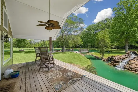 736 County Road 3372 Cleveland TX 77327