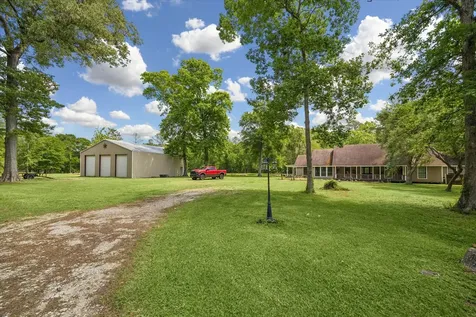 736 County Road 3372 Cleveland TX 77327
