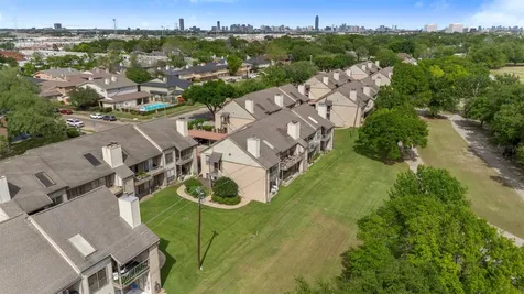 8253 Sands Point Drive 165 Houston TX 77036