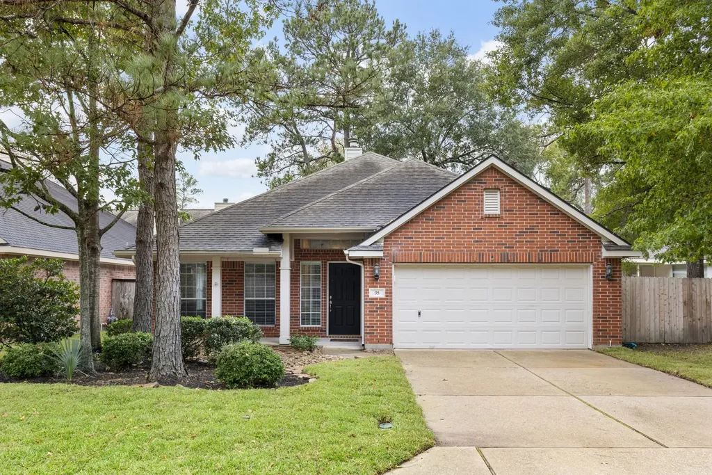 35 Auburn Path Drive The Woodlands TX 77382