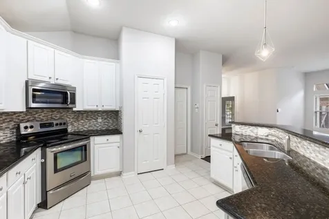 35 Auburn Path Drive The Woodlands TX 77382