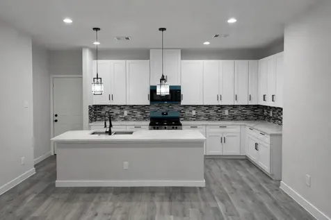 320 New Hampshire Street Houston TX 77029