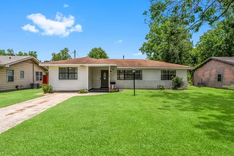 7280 Click Drive Beaumont TX 77708