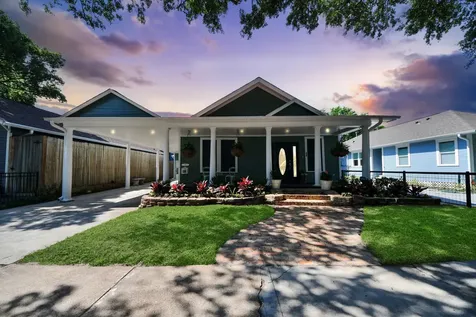 1114 W Cottage Street Houston TX 77009