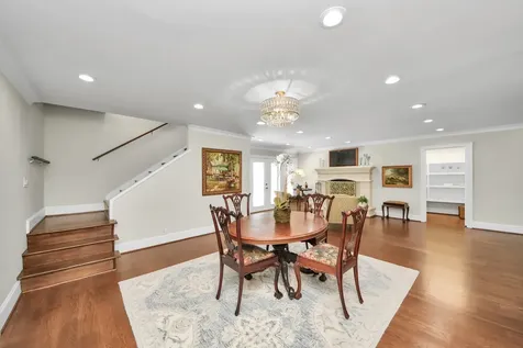 1114 W Cottage Street Houston TX 77009