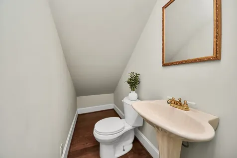 1114 W Cottage Street Houston TX 77009