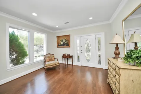 1114 W Cottage Street Houston TX 77009