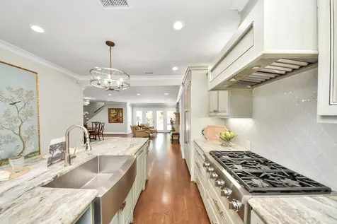 1114 W Cottage Street Houston TX 77009
