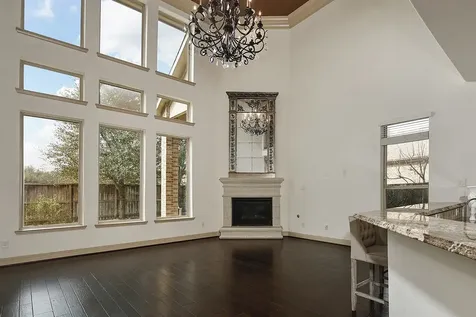 27 Tioga Place The Woodlands TX 77375