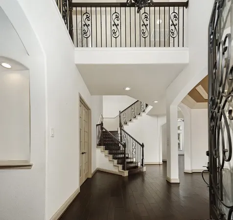 27 Tioga Place The Woodlands TX 77375