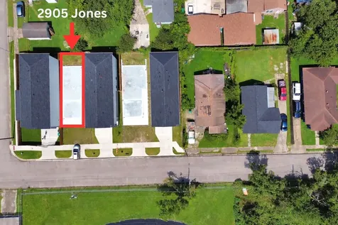 2905 Jones Street Houston TX 77026