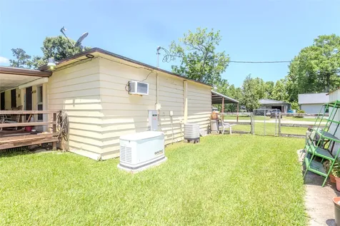 165 County Road 2359 Liberty TX 77575