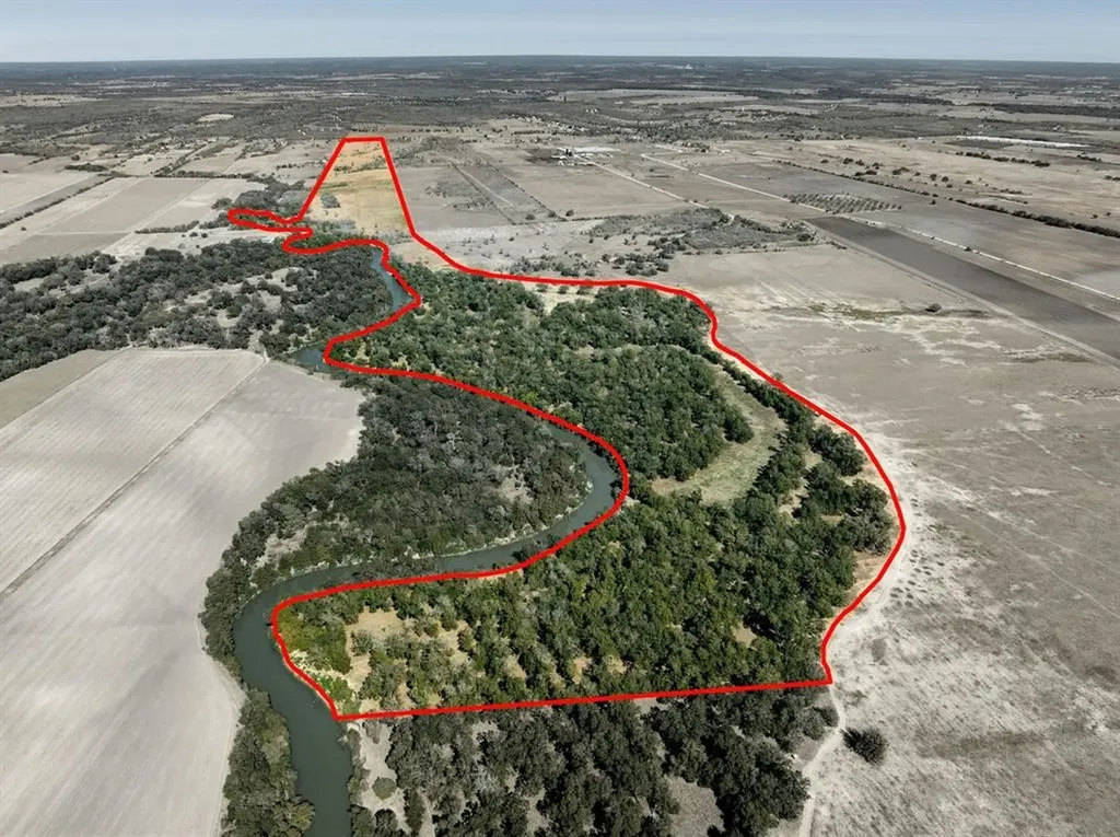 5201 Us Highway 90a West Gonzales TX 78629