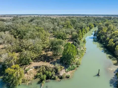 5201 Us Highway 90a West Gonzales TX 78629
