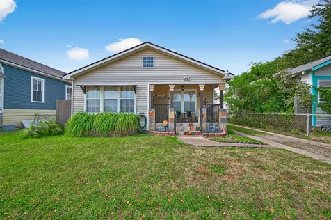 4106 Ursuline Street Galveston TX 77550