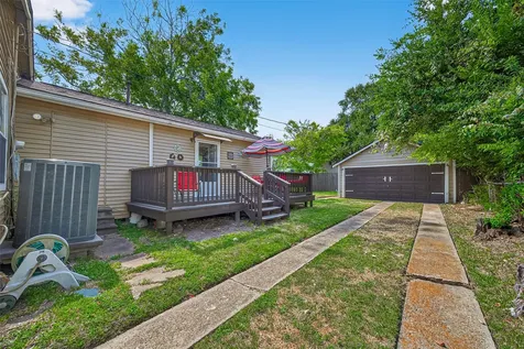 4106 Ursuline Street Galveston TX 77550