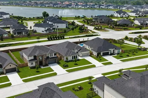 2204 Lila Sky Lane Friendswood TX 77546