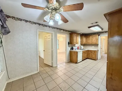 4244 State Highway 19 S Crockett TX 75835