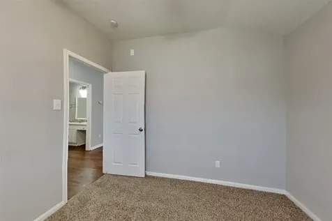 5803 Village Grove Drive Pearland TX 77581