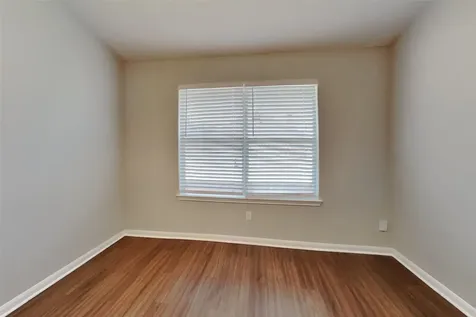 5803 Village Grove Drive Pearland TX 77581