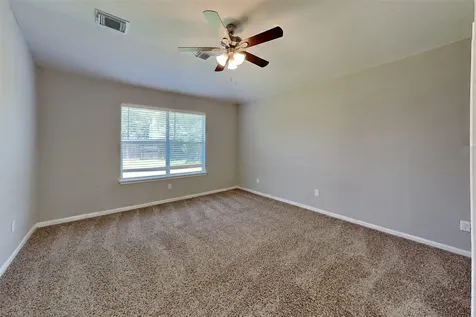 5803 Village Grove Drive Pearland TX 77581