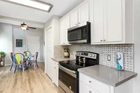 63 Hideaway Drive Friendswood TX 77546