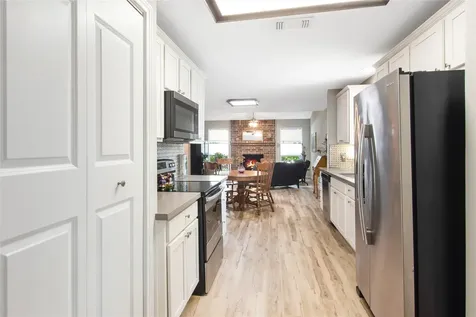 63 Hideaway Drive Friendswood TX 77546
