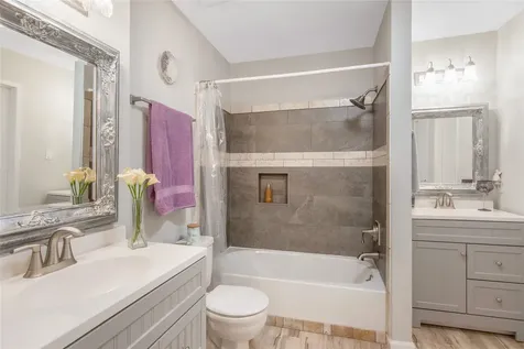 63 Hideaway Drive Friendswood TX 77546