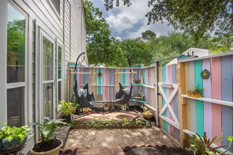 63 Hideaway Drive Friendswood TX 77546