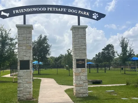 63 Hideaway Drive Friendswood TX 77546