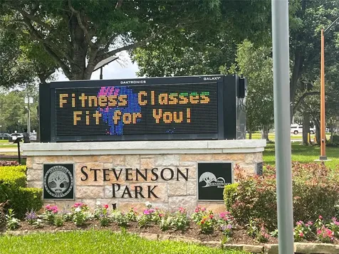 63 Hideaway Drive Friendswood TX 77546