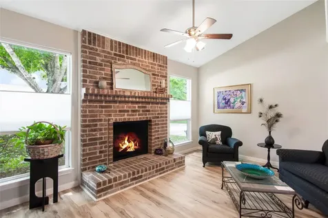 63 Hideaway Drive Friendswood TX 77546