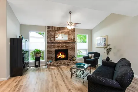 63 Hideaway Drive Friendswood TX 77546