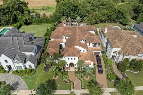 35 Enclave Manor Drive Sugar Land TX 77479