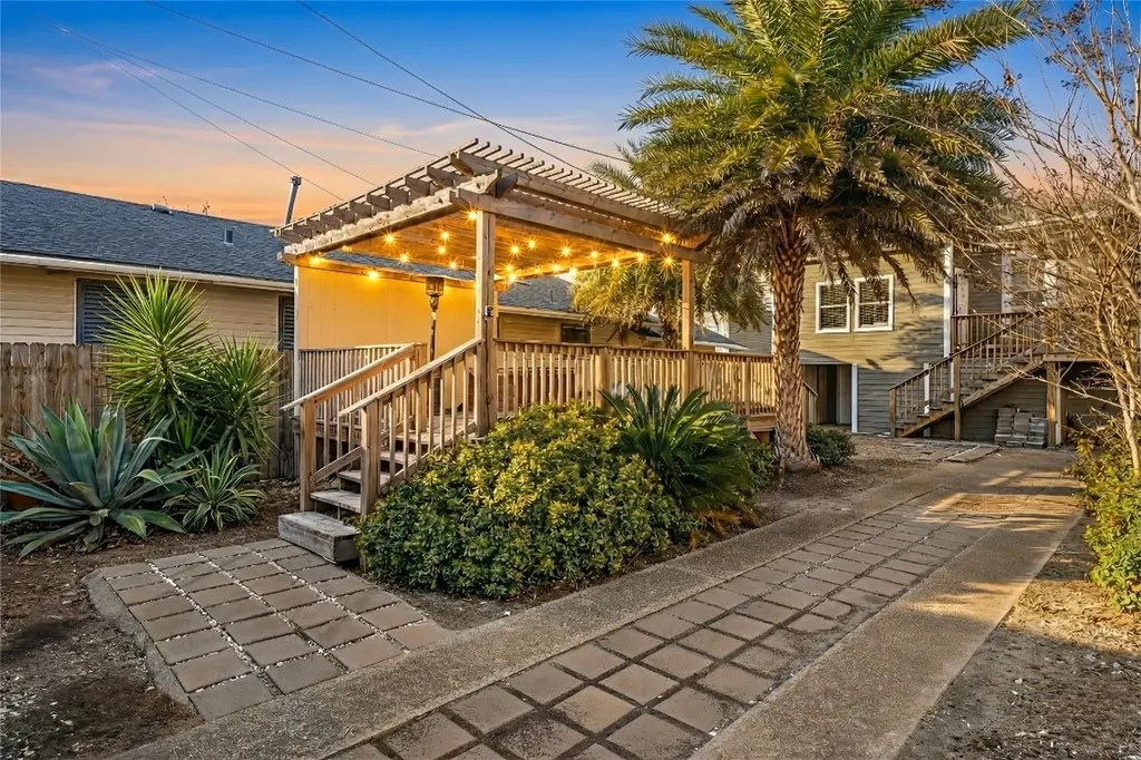 3723 Avenue S Galveston TX 77550
