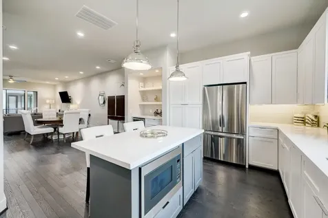 4203 Allen Street Houston TX 77007