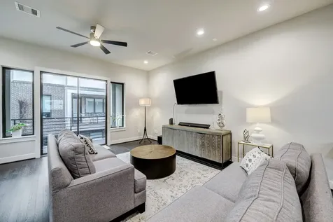 4203 Allen Street Houston TX 77007
