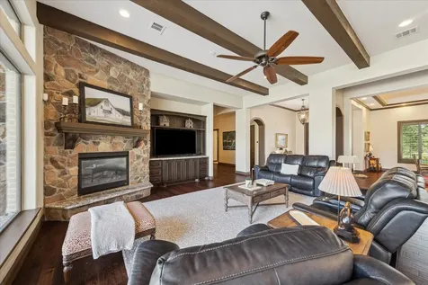 11 Willowcreek Ranch Road Tomball TX 77377