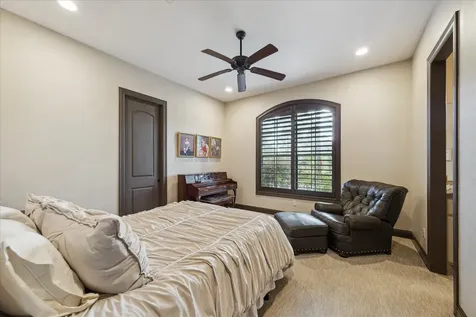 11 Willowcreek Ranch Road Tomball TX 77377