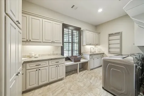 11 Willowcreek Ranch Road Tomball TX 77377