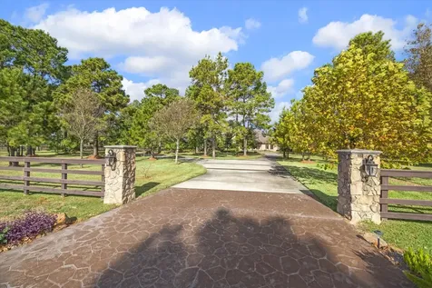 11 Willowcreek Ranch Road Tomball TX 77377