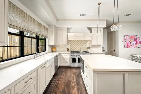2216 Stanmore Drive Houston TX 77019