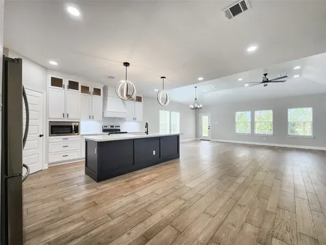 345 County Road 6242 Dayton TX 77535