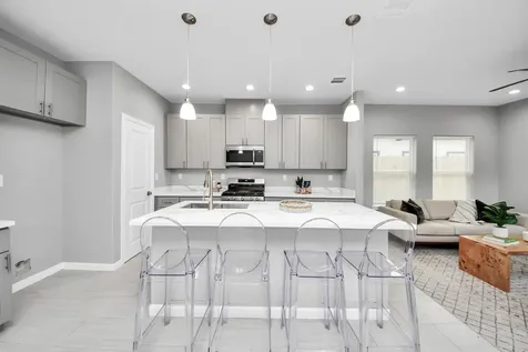 4013 Elmwood Street Houston TX 77051