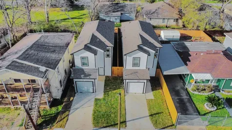 4013 Elmwood Street Houston TX 77051