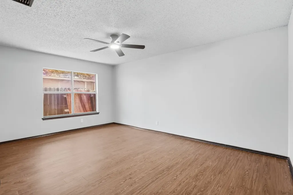 7974 Wayside Trail San Antonio TX 78244