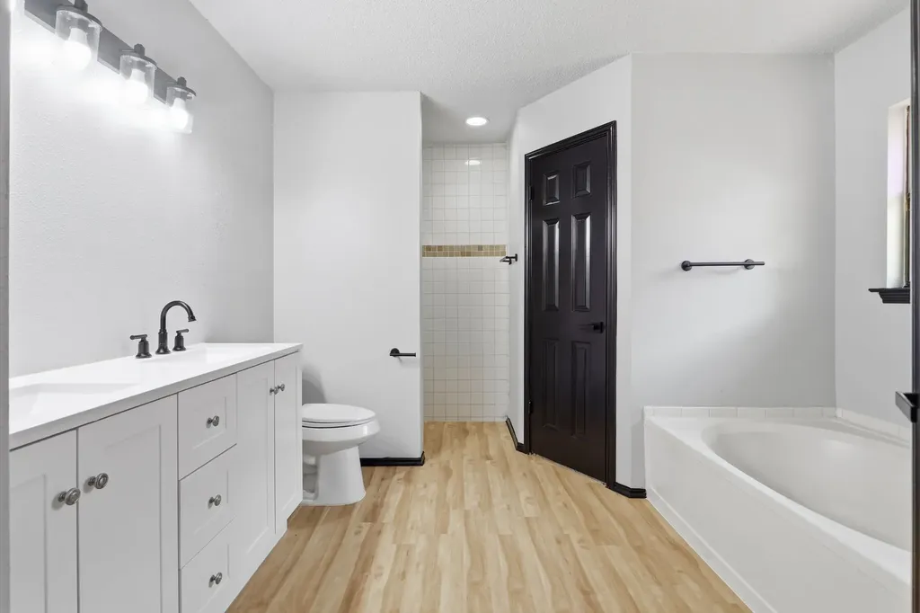 7974 Wayside Trail San Antonio TX 78244
